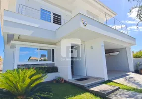 Foto 1 de Casa com 3 Quartos à venda, 262m² em Carianos, Florianópolis