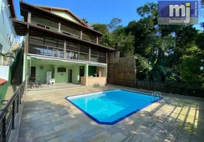 Foto 1 de Casa de Condomínio com 3 Quartos à venda, 450m² em Sapê, Niterói