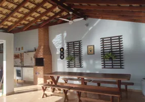 Foto 1 de Casa com 3 Quartos à venda, 193m² em Vila Jardim Celina, Bauru