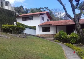 Foto 1 de Casa com 4 Quartos à venda, 266m² em Samambaia, Petrópolis