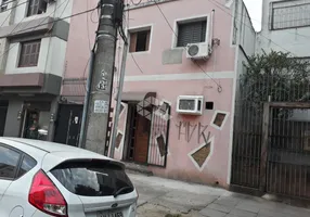 Foto 1 de Casa com 3 Quartos à venda, 145m² em Azenha, Porto Alegre