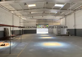 Foto 1 de Galpão/Depósito/Armazém para alugar, 2700m² em Recreio Ipitanga, Lauro de Freitas