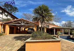 Foto 1 de Casa de Condomínio com 3 Quartos à venda, 400m² em Bosque do Vianna, Cotia