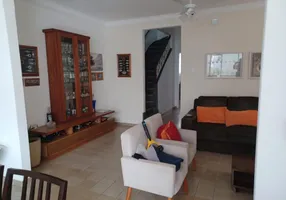 Foto 1 de Sobrado com 4 Quartos à venda, 200m² em Ponta da Praia, Santos