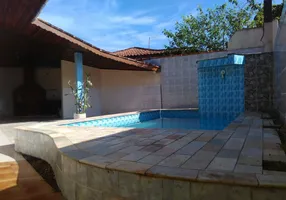 Foto 1 de Casa com 4 Quartos à venda, 260m² em Praia dos Sonhos, Itanhaém