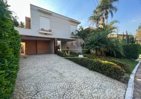 Foto 1 de Casa de Condomínio com 4 Quartos à venda, 422m² em Alphaville, Santana de Parnaíba