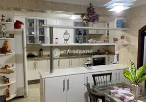 Foto 1 de Casa de Condomínio com 4 Quartos à venda, 300m² em Jardim Camargo Novo, São Paulo