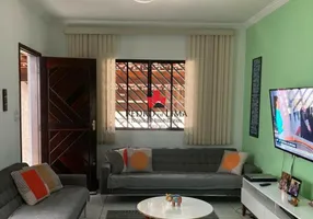 Foto 1 de Sobrado com 4 Quartos à venda, 179m² em Vila Constança, São Paulo