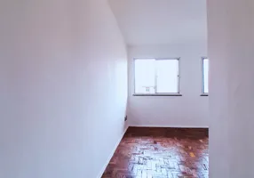 Foto 1 de Apartamento com 3 Quartos para alugar, 77m² em Sao Sebastiao, Petrópolis