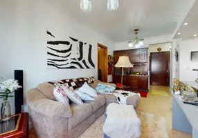 Foto 1 de Apartamento com 2 Quartos à venda, 84m² em Vila Assunção, Porto Alegre