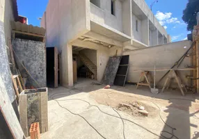 Foto 1 de Casa com 2 Quartos à venda, 112m² em Planalto, Belo Horizonte