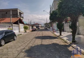 Foto 1 de Casa de Condomínio com 2 Quartos à venda, 53m² em Maracanã, Praia Grande