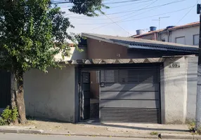 Foto 1 de Casa com 2 Quartos à venda, 70m² em Vila Luzita, Santo André