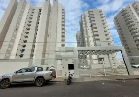 Foto 1 de Apartamento com 2 Quartos para alugar, 52m² em Novo Mundo, Uberlândia