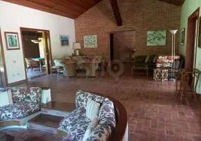 Foto 1 de Casa de Condomínio com 7 Quartos à venda, 700m² em Balneário Praia do Pernambuco, Guarujá