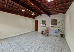 Foto 1 de Casa com 2 Quartos à venda, 90m² em Dois Córregos, Piracicaba