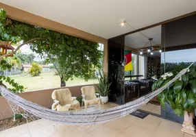 Foto 1 de Casa com 3 Quartos à venda, 190m² em Lageado, Porto Alegre