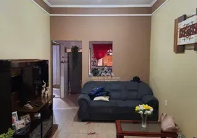 Foto 1 de Casa com 3 Quartos à venda, 104m² em Vila Albertina, Ribeirão Preto