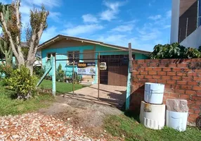 Foto 1 de Casa com 3 Quartos à venda, 90m² em Pé-de-Plátano, Santa Maria