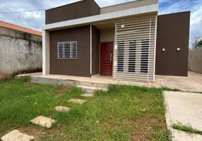 Foto 1 de Casa com 3 Quartos à venda, 69m² em Dom Bosco, Cuiabá