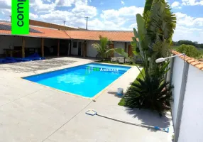 Foto 1 de Fazenda/Sítio com 3 Quartos à venda, 1600m² em Jardim Palestina, Franca