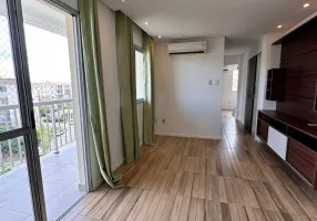 Foto 1 de Apartamento com 3 Quartos para alugar, 75m² em Buraquinho, Lauro de Freitas