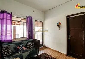 Foto 1 de Casa com 3 Quartos à venda, 60m² em São José, Divinópolis