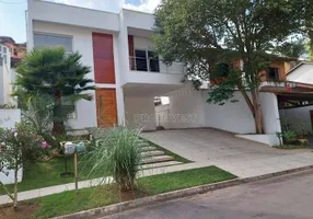 Foto 1 de Casa de Condomínio com 3 Quartos à venda, 320m² em Granja Viana, Cotia