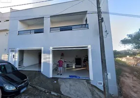 Foto 1 de Casa com 3 Quartos à venda, 195m² em Centro, Campo Belo