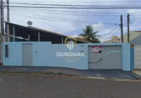 Foto 1 de Casa com 2 Quartos para alugar, 35m² em Vila Odilon, Ourinhos