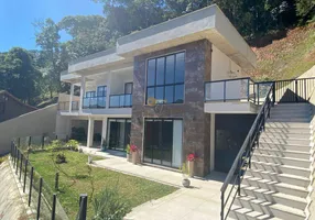 Foto 1 de Casa de Condomínio com 3 Quartos à venda, 850m² em Panorama, Teresópolis