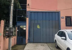 Foto 1 de Lote/Terreno à venda, 700m² em São João, Porto Alegre