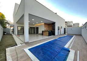 Foto 1 de Casa de Condomínio com 4 Quartos à venda, 270m² em Alphaville Flamboyant Residencial Araguaia, Goiânia