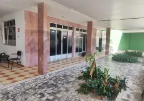 Foto 1 de Casa com 6 Quartos à venda, 600m² em Suíssa, Aracaju