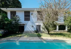 Foto 1 de Casa com 4 Quartos à venda, 392m² em Jardim Luzitânia, São Paulo