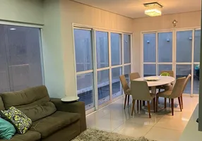 Foto 1 de Casa de Condomínio com 3 Quartos à venda, 150m² em Condominio Village Paradiso, Uberlândia