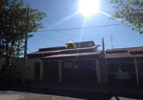 Foto 1 de Sobrado com 6 Quartos à venda, 350m² em Campos Elíseos, Taubaté