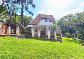 Foto 1 de Casa com 3 Quartos à venda, 2250m² em Santa Cândida, Curitiba