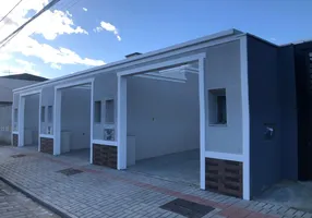 Foto 1 de Casa com 2 Quartos à venda, 65m² em Petrópolis, Joinville
