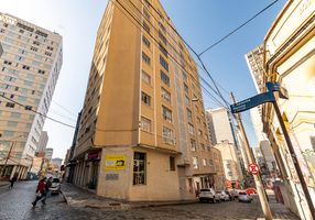 Foto 1 de Apartamento com 2 Quartos à venda, 115m² em Centro, Curitiba