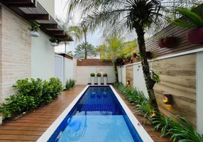 Foto 1 de Casa de Condomínio com 3 Quartos à venda, 150m² em Camburi, São Sebastião
