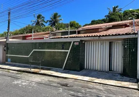 Foto 1 de Casa com 5 Quartos à venda, 220m² em Cidade dos Funcionários, Fortaleza