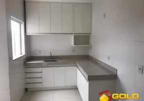 Foto 1 de Apartamento com 2 Quartos para alugar, 65m² em Novo Mundo, Uberlândia