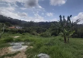 Foto 1 de Lote/Terreno à venda, 700m² em Carangola, Petrópolis