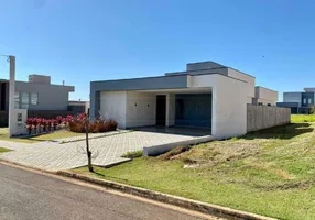 Foto 1 de Casa de Condomínio com 3 Quartos para alugar, 200m² em Residencial Doutor Raul Coury, Rio das Pedras