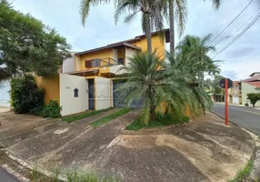 Foto 1 de Casa com 3 Quartos à venda, 243m² em Jardim Cardinalli, São Carlos