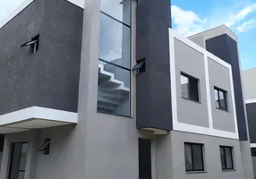 Foto 1 de Casa de Condomínio com 3 Quartos à venda, 105m² em Uberaba, Curitiba