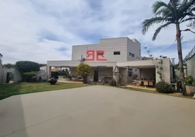 Foto 1 de Casa com 4 Quartos à venda, 952m² em VILA SERRAO, Bauru