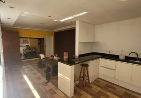 Foto 1 de Casa com 2 Quartos à venda, 70m² em Cosme de Farias, Salvador