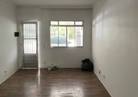 Foto 1 de Casa de Condomínio com 2 Quartos à venda, 90m² em Capão Redondo, São Paulo